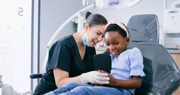 Best Dental Bonding  in Waukegan, IL
